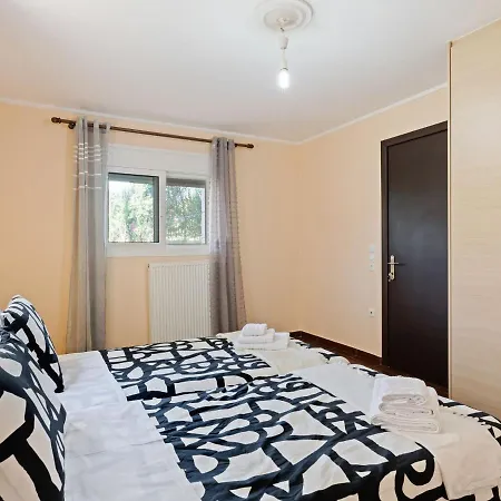 Apartment Pleasant In Chalcis With Garden *