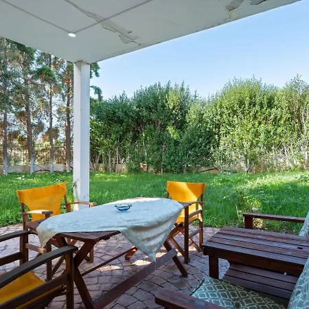 Pleasant In Chalcis With Garden Apartment Chalkida
