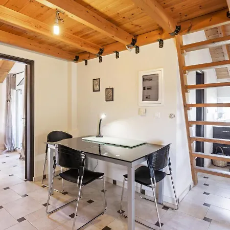Apartment Pleasant In Chalcis With Garden