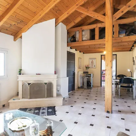 Pleasant In Chalcis With Garden Apartment *